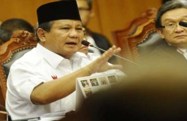 SIDANG MK: Massa Pendukung Prabowo Berdatangan