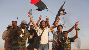 LIBYA MEMANAS: 122 WNI Dievakuasi, 66 di antaranya Diterbangkan ke Indonesia