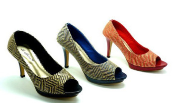 Bagi Yang Gemar Sepatu High Heels, Perhatikan Nasihat Pakar ini