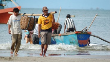 KEMENTERIAN MARITIM Dinilai Bukan Solusi bagi Nelayan