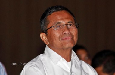 HUT RI ke-69: Upacara Terakhir Dahlan, Bos Kementerian BUMN Jadi Petugas