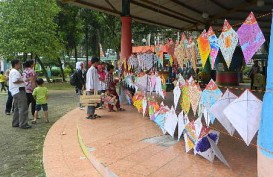 HUT RI ke-69, Semarang Gelar Festival Layang-Layang