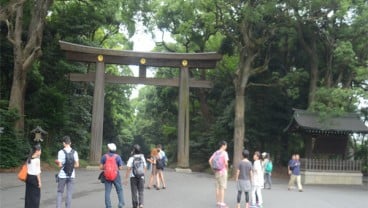 MEIJI JINGGU SHRAIN: Menengok Suasana Kuil Favorit Kaisar Jepang