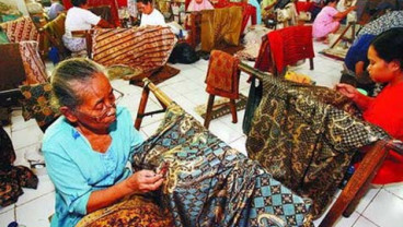 Pemkab Kendal Kembangkan Batik