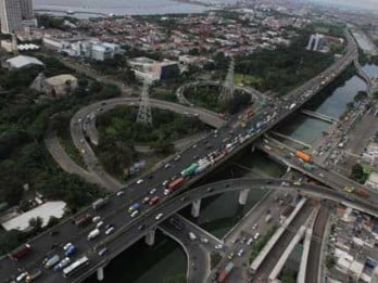 6 RUAS TOL DALAM KOTA : Jakarta Tollroad Tetap Bangun Secara Bertahap