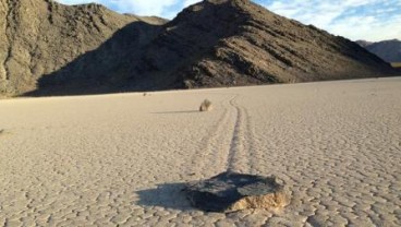 Misteri Batu Yang Bisa Berjalan Akhirnya Terungkap