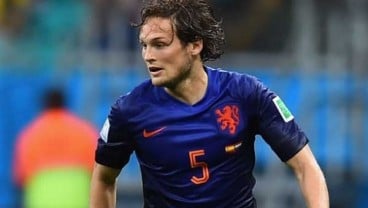 MANCHESTER UNITED Resmi Beli Bek Ajax Daley Blind 17,5 Juta Euro