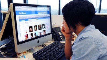 FACEBOOK: Internet Bisnis Pacu Ekonomi Dunia