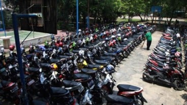 Parkir Liar Diminati Pemilik Motor Karena Lebih Murah