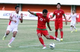 LAGA PERSAHABATAN: Indonesia vs Malaysia. Rizky Pora Bikin Malaysia Bunuh Diri, Sementara 1-0