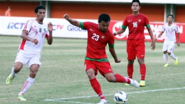 LAGA PERSAHABATAN: Indonesia vs Malaysia. Rizky Pora Bikin Malaysia Bunuh Diri, Sementara 1-0