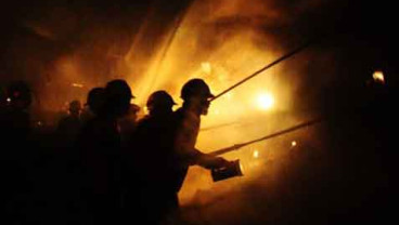 SPBU Pertamina Poncol Semarang Terbakar