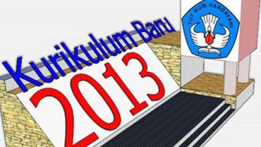 BUKU KURIKULUM 2013: Distribusi Ditargerkan Tuntas Dua Pekan