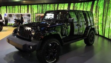 IIMS 2014: Jeep Wrangler Sahara Hemi Bertenaga Gahar, Harga Rp1,64 Miliar Off The Road