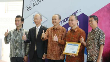 MAZDA Hadirkan Bengkel Bodi Bersertifikat Pertama di Indonesia