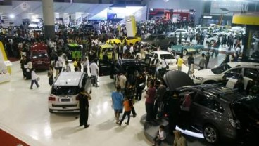 IIMS 2014: Petugas Kebersihan Kantongi Gaji Rp2 Juta