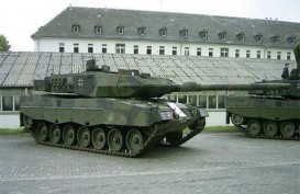 KRI Teluk Bintuni 520 Mampu Angkut 10 Tank Leopard Sekaligus