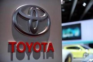 Toyota Motor Corp Akan Hadapi Kemunduran Ganda