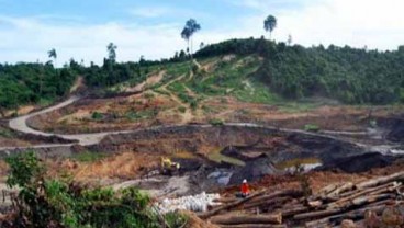 Jabar Kaji Ulang Izin Tambang di Karawang & Bogor