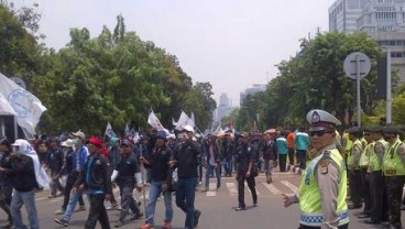 DEMO BURUH: Pengunjuk Rasa Long March ke Istana. Hindari Jalur Thamrin-Medan Merdeka Siang Ini