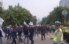 DEMO BURUH: Pengunjuk Rasa Long March ke Istana. Hindari Jalur Thamrin-Medan Merdeka Siang Ini