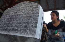 Prasasti Berhuruf Jawa Kuno Ditemukan