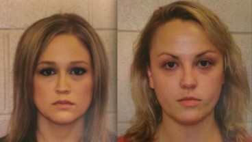 2 Guru Cantik Ini Tiduri Muridnya Sendiri