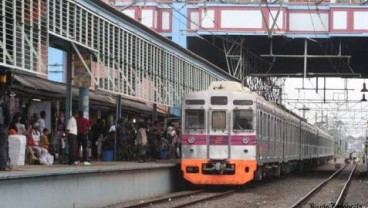 23 Stasiun KRL di Jabodetabek Pakai Sistem Parkir Elektronik