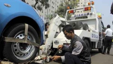 Dishub DKI Raup Rp168 Juta dari Penertiban Parkir Liar