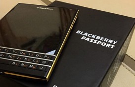 Begini Sosok BlackBerry Passport Berlapis Emas