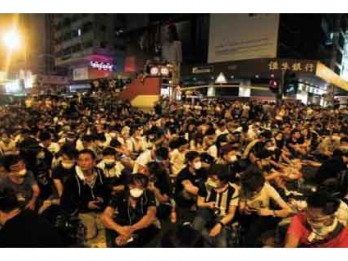 DEMO HONG KONG: Polisi Tangkap 45 Pengunjuk Rasa