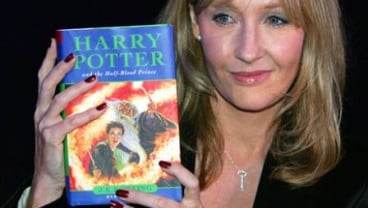 Harry Potter: JK Rowling Siapkan Skenario Trilogi Terbaru