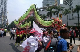 PESTA RAKYAT: Atraksi Liong dan Barongsai Sambut Jokowi-JK