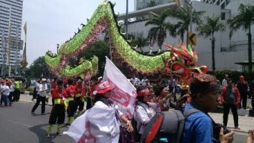 PESTA RAKYAT: Atraksi Liong dan Barongsai Sambut Jokowi-JK