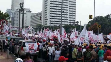 KIRAB RAKYAT: Inilah Jadwalnya, Mulai Pukul 13.00 WIB, Warga Iringi Jokowi-JK dari HI Menuju Istana