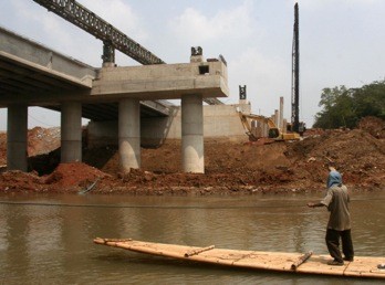 Kalbar Selesaikan 80% Pembangunan Jembatan Tayan