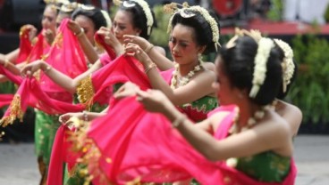 SENDRATARI CANDI SINGOSARI: Swasta Lirik Wisata Budaya