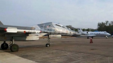 Jet Pribadi dengan Kecepatan Suara Dipaksa Mendarat Sukhoi, Begini Rincian & Kronologisnya