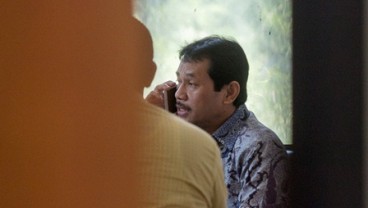 Suap Alih Fungsi Lahan Hutan: KPK Minta Rachmat Yasin Beri Kesaksian