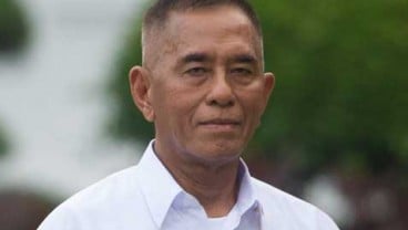 Menteri Pertahanan Dorong Pindad Kembangkan Alutsista Unggulan