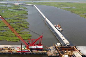 Proyek Tanggul Raksasa: Masterplan Dinilai Belum Sinergi
