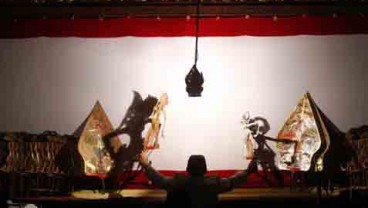 Peringatan 1 Suro: Wayang Kulit dan Angkringan Gratis Hibur Warga DIY