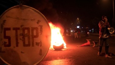 HARGA BBM NAIK: HTI Malang Turun ke Jalan, KIM Setuju Naik