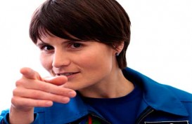 Soyuz Bawa Perempuan Astronot Pertama asal Italia ke Luar Angkasa