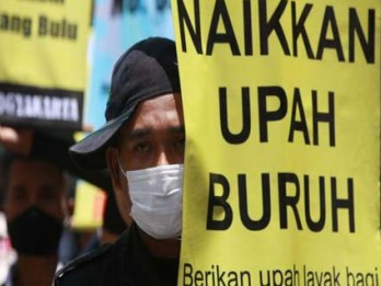 Serikat Pekerja Minta Gubernur Sumbar Revisi UMP 2015