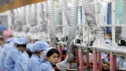 Sektor Manufaktur China Kian Lemah