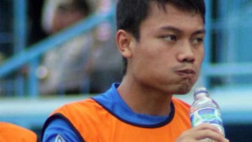 Pemain Arema Dedi Kusnandar Resmi Gabung ke Persib