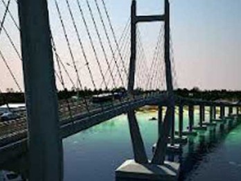 Jembatan Merah Putih Ambon Ditargetkan Rampung Juni 2015