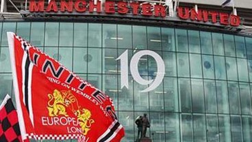 Manchester United Jual 3 Juta Sahamnya