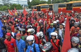 Meski Capek, Buruh Demo Demi Kepentingan Bersama